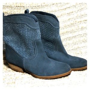 Nine West Vintage America Blue Suede Boots sz 8.5